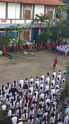 Upacara Bendera Peringatan Hari Jadi Ke-67 Provinsi Bali Tahun 2025