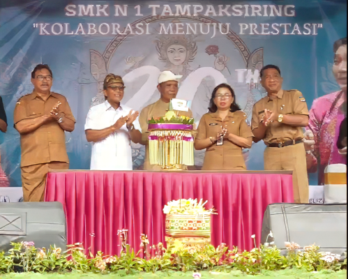 Semarak Puncak HUT Ke-20 SMKN 1 Tampaksiring: Mengukir Prestasi, Merajut Kebersamaan