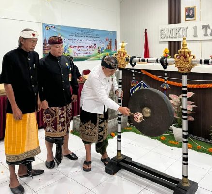 Rayakan Identitas Budaya: Kemeriahan Bulan Bahasa Bali 2026 di SMK Negeri 1 Tampaksiring